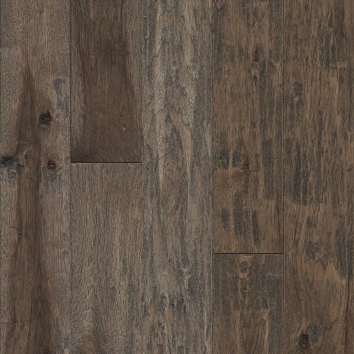 Homestead Roots in Scenic Vista Hardwood flooring by Doma